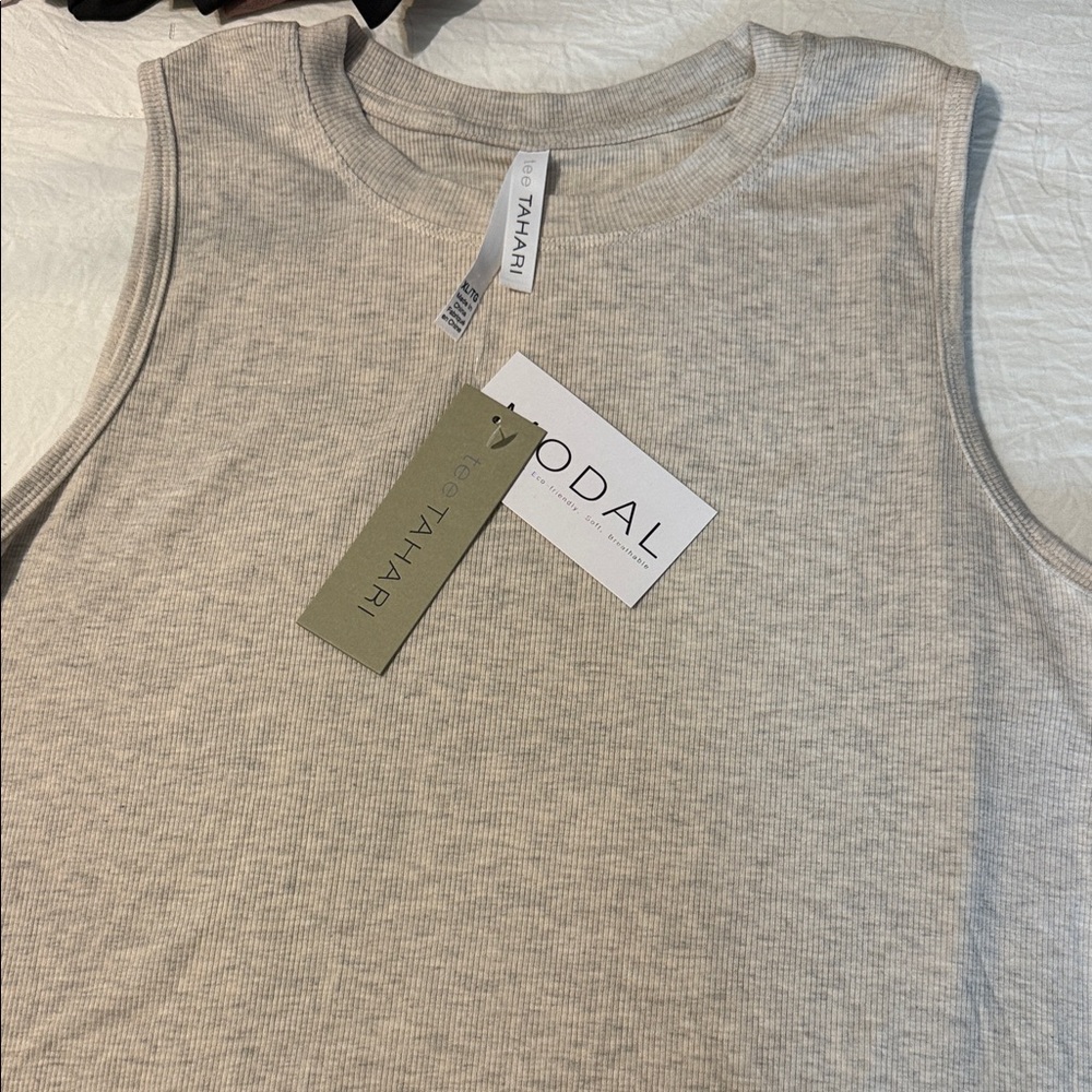 Tahari Beige Sleeveless Top
